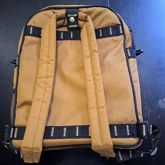 Picnic Time Insulated Backpack Cooler    12"x17"x6.5" - Picture 2 of 12